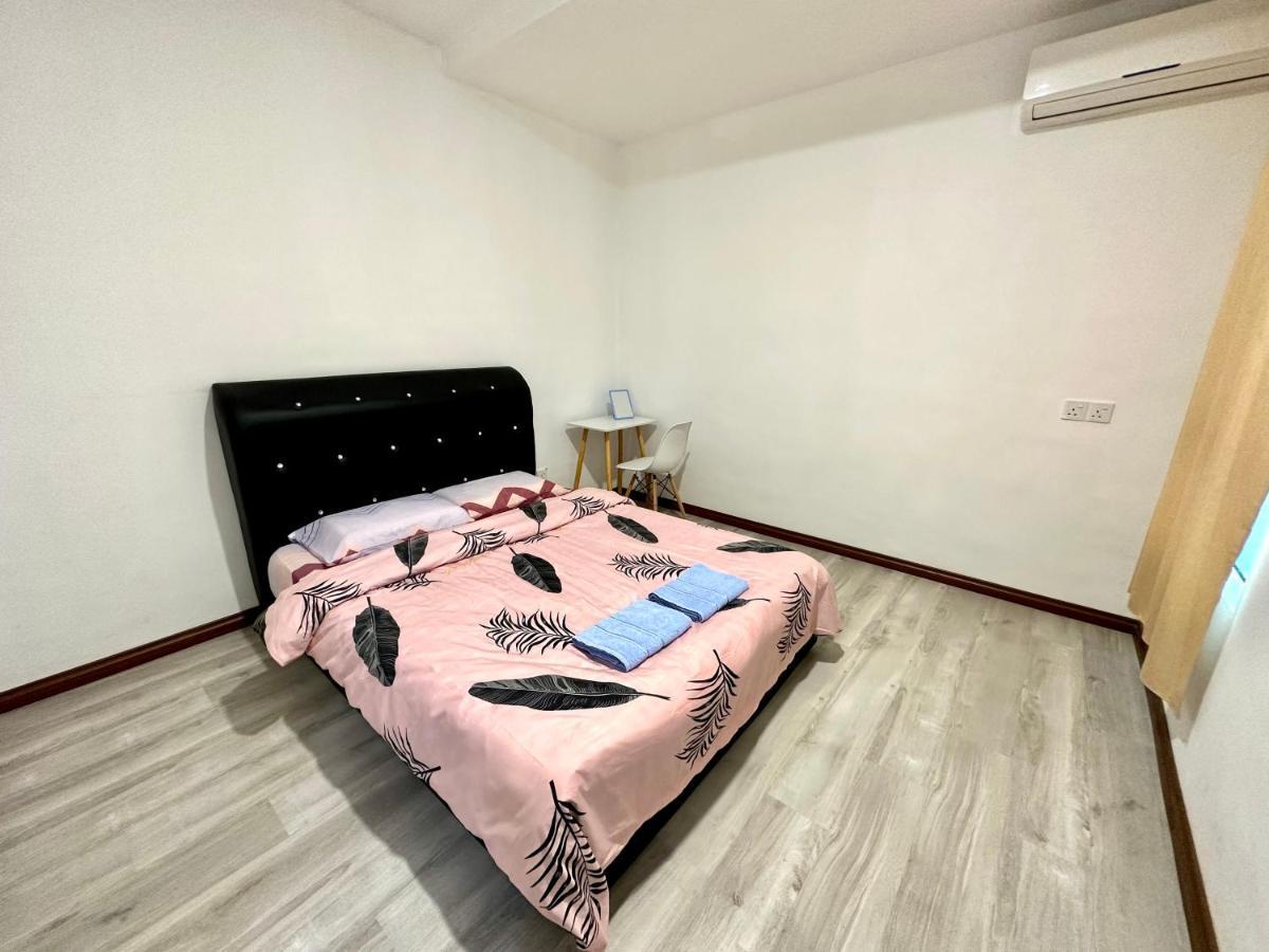 Springfield 3-Storey Cheerful Townhouse #Yoyo Homestay ซันดากัน ภายนอก รูปภาพ