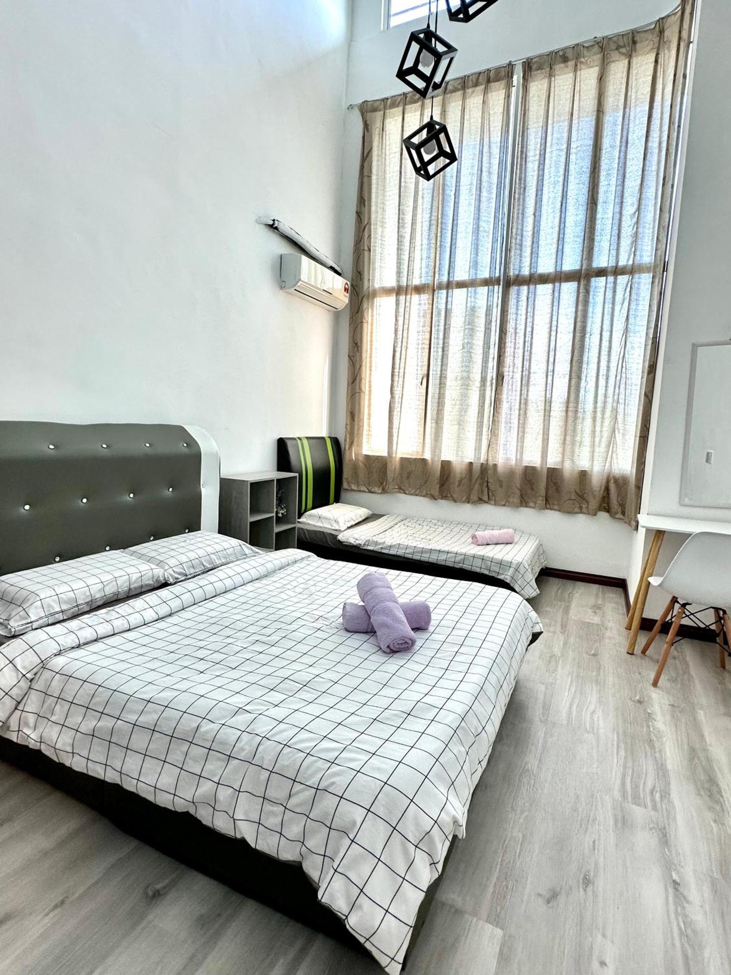 Springfield 3-Storey Cheerful Townhouse #Yoyo Homestay ซันดากัน ภายนอก รูปภาพ