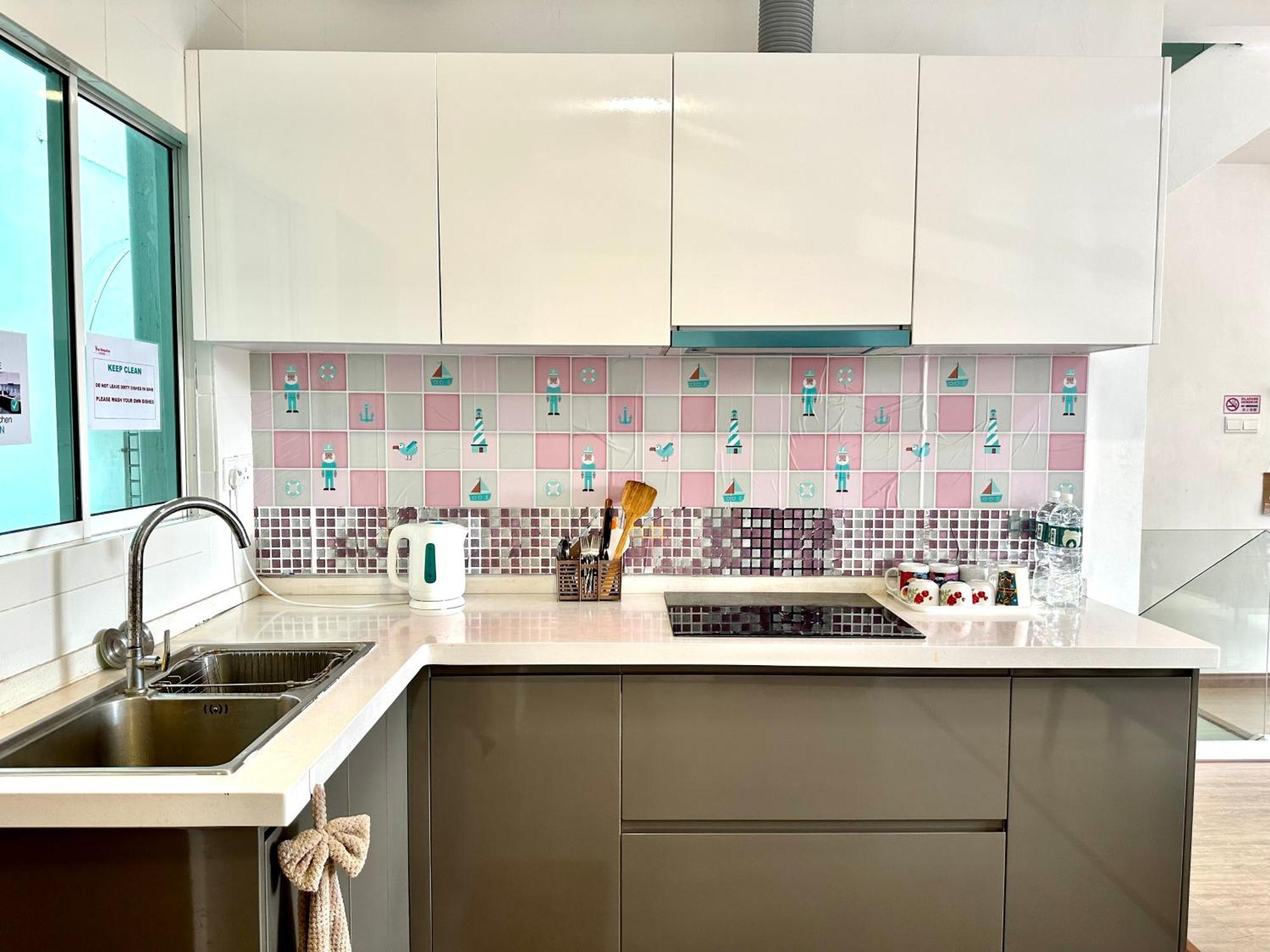 Springfield 3-Storey Cheerful Townhouse #Yoyo Homestay ซันดากัน ภายนอก รูปภาพ